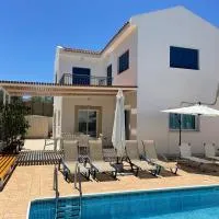 Sol y Mar Malama Villa, Hotel in Paralimni