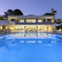 Barbecue, swimming Pool (10 x 5 m), with dressing room and toilet