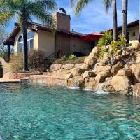 Hilltop Hacienda - Views - Pool