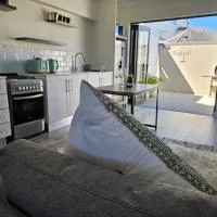 Corner Cottage, hotel u gradu Kejptaun