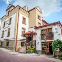 Hotel Fryderyk, מלון בז'שוב