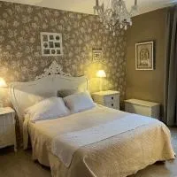 Chez Elodie, hotell i Pressigny