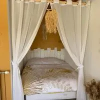 Chambre d’hôtes coconing, Hotel in Brélès