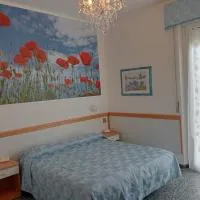 Hotel Rosa Meublé, hotel di Porto San Giorgio