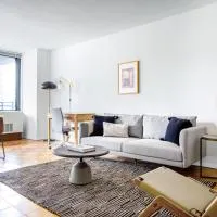 Murray Hill 1BR w Doorman Gym Pool River Views NYC-590