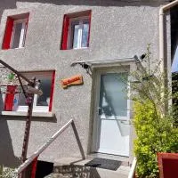 LA TRABOULE Maison de ville avec extérieur: Aurec-sur-Loire şehrinde bir otel