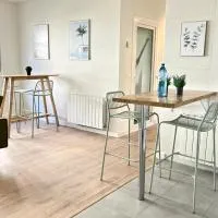 Apartamento a estrenar en Ribamontán al Mar, hotel em Hoznayo