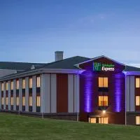 Holiday Inn Express & Suites East Greenbush Albany-Skyline by IHG: Rensselaer şehrinde bir otel