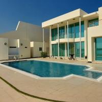 Family friendly house in Bahrian