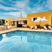 Bonita Casa con piscina privada y amplio jardin, hotel i nærheden af Ibiza Lufthavn - IBZ, Sant Francesc de s'Estany