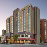 Fairfield Inn & Suites by Marriott Calgary Downtown, hotel di Beltline, Calgary