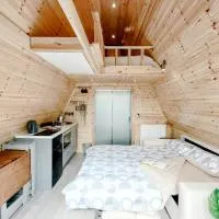 Bective Mill Glamping & Camping, hotel di Bective