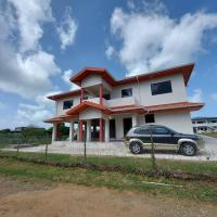 Miss Pea Apartments, hotel cerca de Aeropuerto de Tobago - TAB, Crown Point