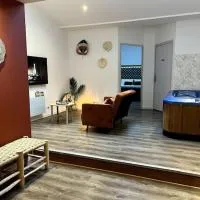 La suite, avec jacuzzi & sauna, ξενοδοχείο σε Muret