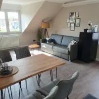Neumühler Hof- stilvolle Ferienwohnung "Lisa", kostenfreie Parkplätze und Netflix, hotel em Schwerin