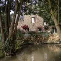 Sainte-Suzanne에 위치한 호텔 Le moulin des Forges