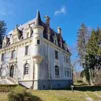 Château de Chazelpaud, отель в городе Saint-Bard