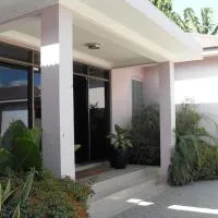 Transit Airport B&B, Hotel in Daressalam