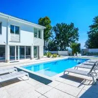 VILLA VITTORIA B&B - Wellness, hótel í Terme di Miradolo