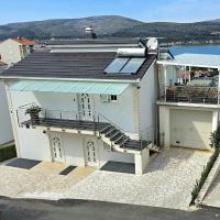 Apartmani Barnjak, hôtel à Trogir (Mastrinka)