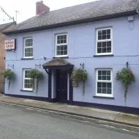 Kings Arms、Llandysulのホテル