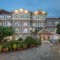 Avocado Orchid Resort، فندق في Heṭauḍā