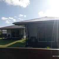 Rangi Pearl Lodge, hotel cerca de Tikehau Airport - TIH, Avatoru