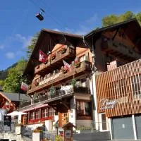 Boutique Hotel Beau-Séjour & Spa Superior – hotel w mieście Champéry