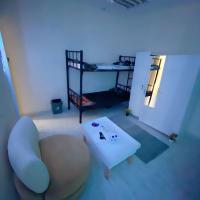 MBZ - Nice Bed Space "MEN", hôtel à Abu Dhabi près de : Base aérienne Al Dhafra - DHF