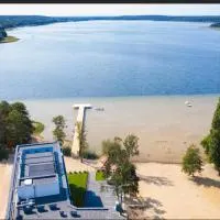 Aquarius Residence Apartament 104، فندق في بوزكوفو