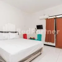 Wisma Juanda Bogor Mitra RedDoorz, hotel em Bogor