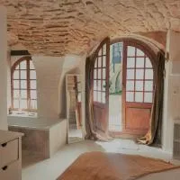 La Cachette, hotel v destinaci Aigues-Vives