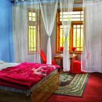 Rakaposhi Amin Hotel & Restaurant Pissan Hunza Nagar Gilgit Baltistan, Hotel in Gilgit