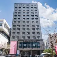 Vella Suite Hotel, hotel din Suwon
