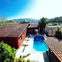 Casa para 10 pessoas - 4 Suites- Pet friendly, hotel a Lindóia