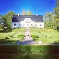 Exklusivt romantiskt gästhus på anrik prästgård, khách sạn ở Sösdala