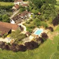 La Nature des Sens - Gîte les Cèdres, hotel en Azerat