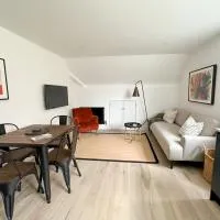 The Loft, NEW, Stylish Maisonette, Central, Private Location, хотел в Луис