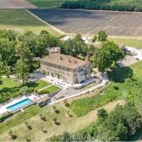 Charols에 위치한 호텔 Château Les Oliviers de Salettes