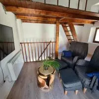 Acogedora y romántica casita en la sierra, מלון בGarganta de los Montes