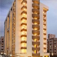 Cocoon Hotel, hotel in Magarpatta City, Pune