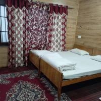 Hotel Happy Home, hotel in Raj Bagh, Srinagar