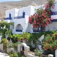 Nostos Studios, hotel u gradu Aegiali