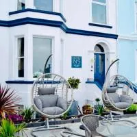 Hotel No5, Beachfront with Free Private Car Park, hotel v destinaci Llandudno