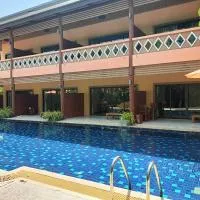 Baan Suan Villas Resort, מלון בBan Suan