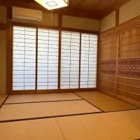 Curfew by midnight Guesthouse Tosa Hanare - Vacation STAY 14263, hotel em Kochi