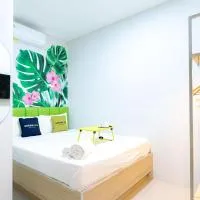 Urbanview Hotel R House Batam by RedDoorz, hotel a Nongsa