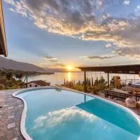 Magical view, Villa Asproneri, Kamena Vourla, hotel u gradu 'Kamena Vourla'