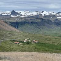 Öxl cabin- Breathtaking scenery, hótel í Snæfellsbæ