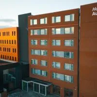 Aurora Hotel at Reykjavik-Keflavik Airport Terminal KEF, хотел в Кефлавик